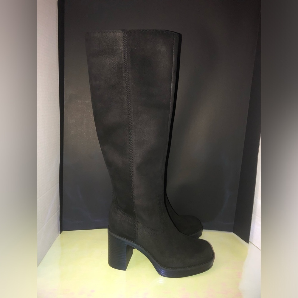 Chelsea & Violet Black Boots size 6 NWT - Picture 4 of 11